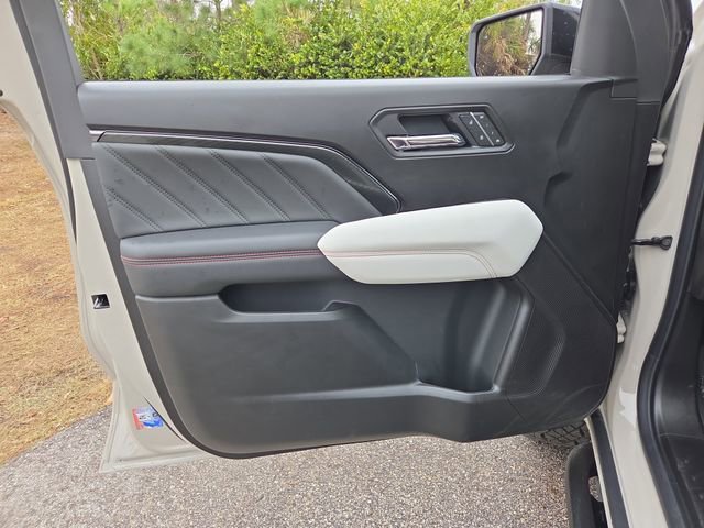 New 2026 GMC Canyon AT4X w/ Off-Road Front Bumper Package image 19