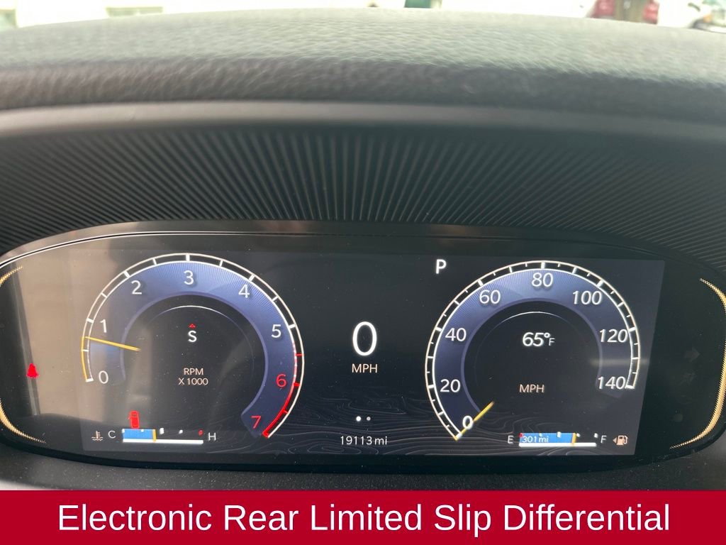 Used 2024 Jeep Wagoneer Series II image 17