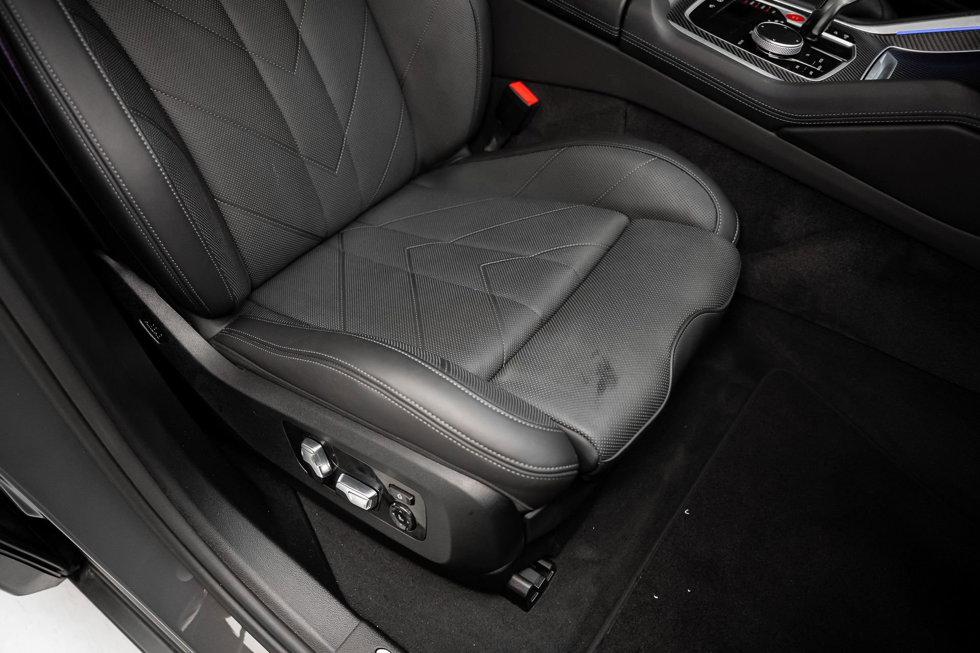 Used 2023 BMW XM AWD/4WD image 68