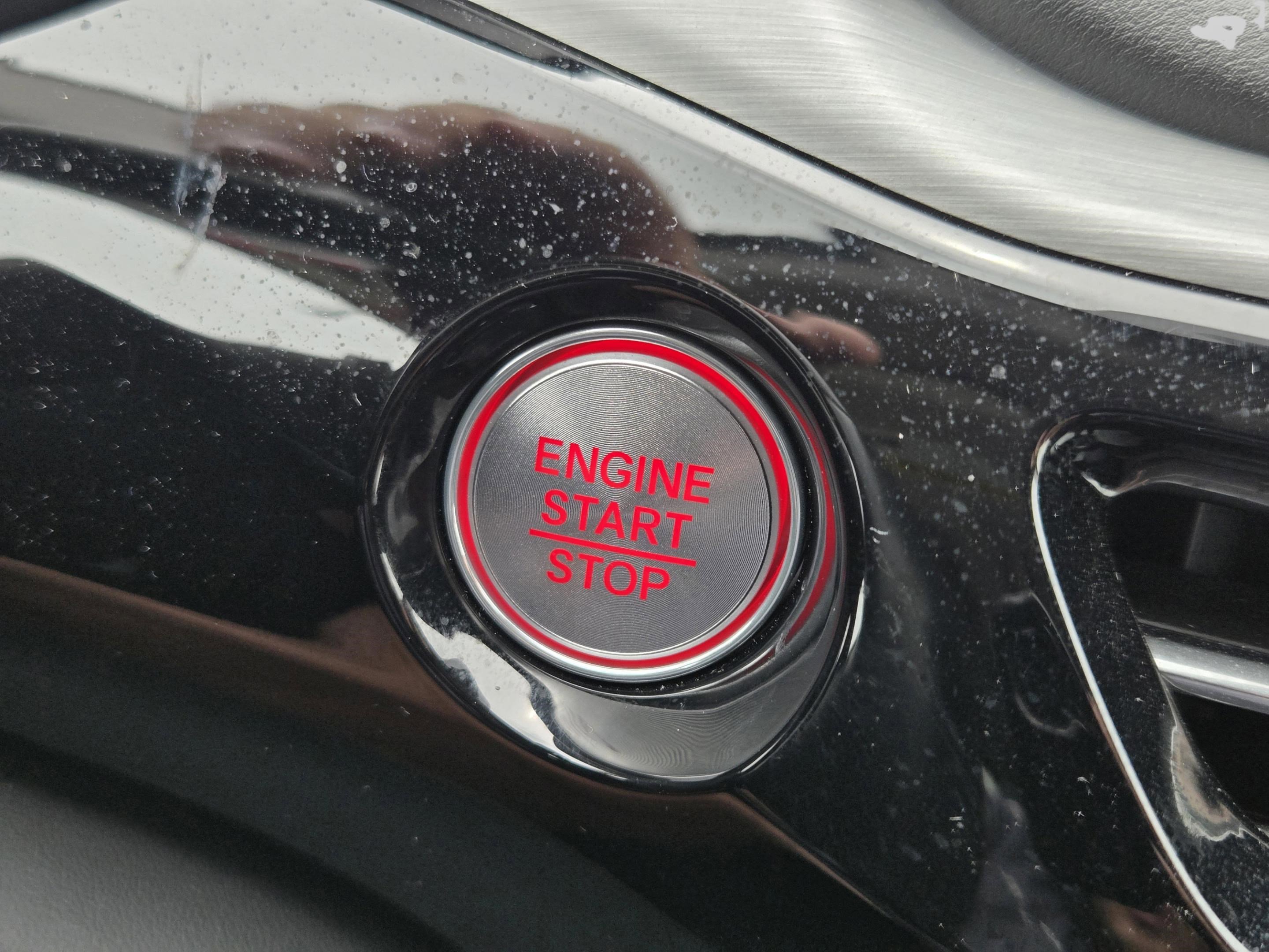 Certified 2023 Acura MDX FWD w/ Technology Package image 32