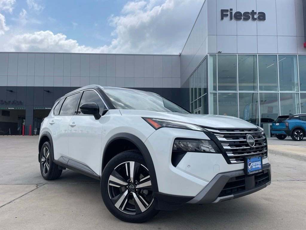 Certified 2025 Nissan Rogue SL w/ SL Premium Package FWD image 1