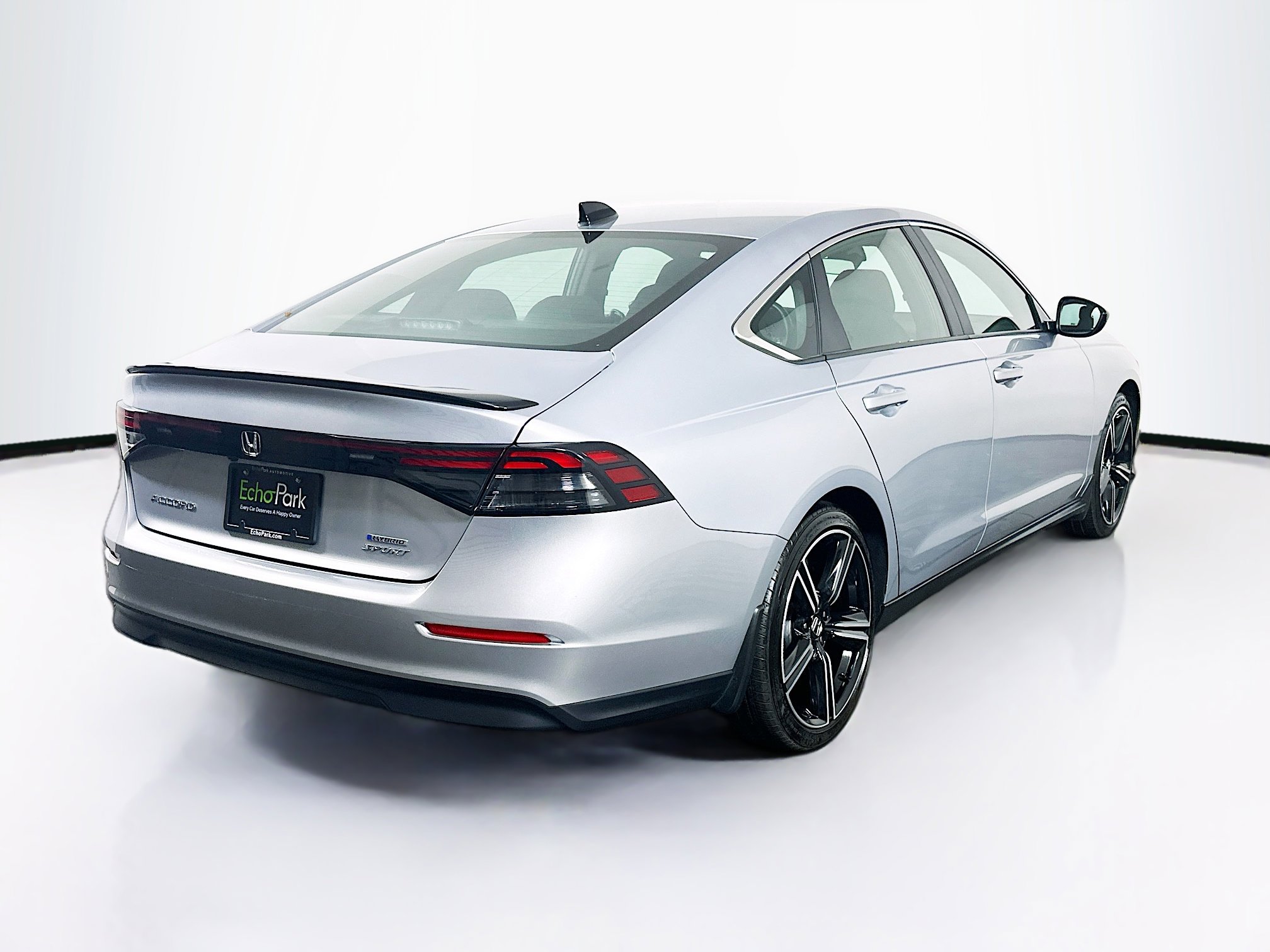 Used 2025 Honda Accord Sport image 9