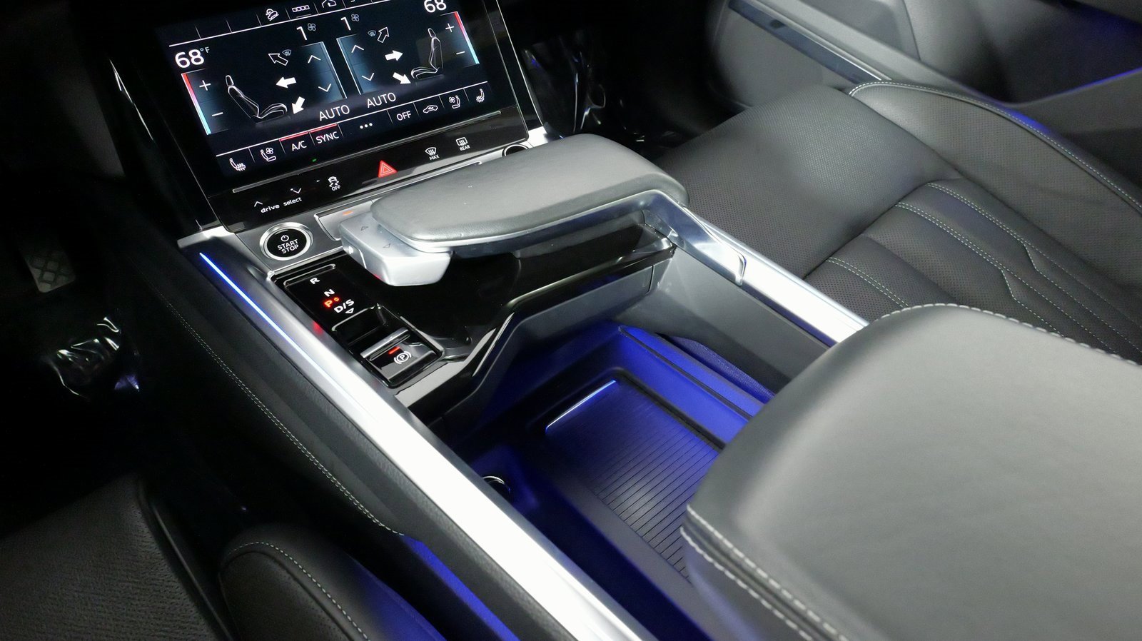 Used 2023 Audi e-tron Prestige w/ Prestige Package image 64