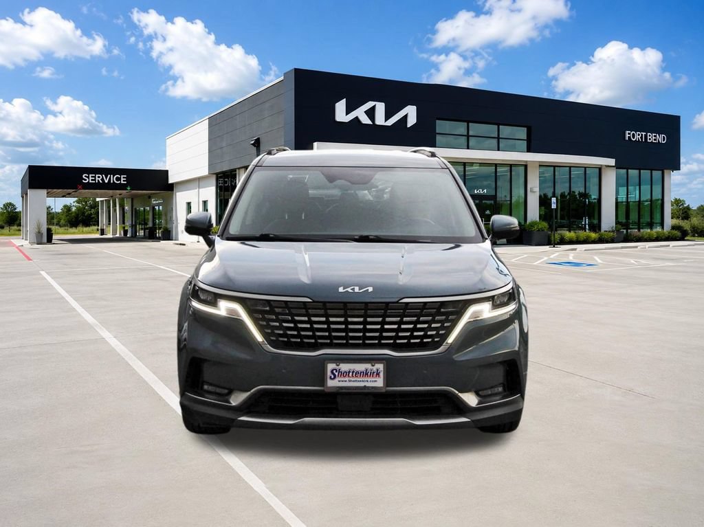 Used 2023 Kia Carnival SX FWD video 2