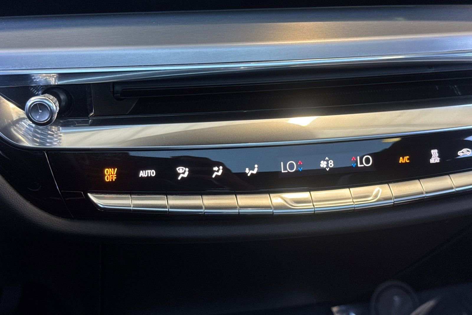 Certified 2024 Cadillac Lyriq Tech w/ Driver Assist Package AWD/4WD image 28
