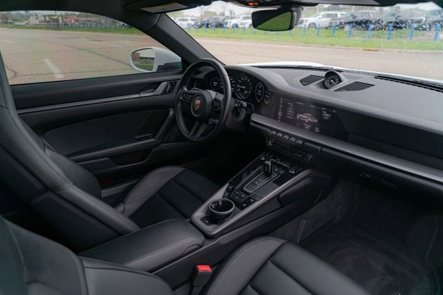 Used 2021 Porsche 911 Carrera 4S AWD/4WD image 34