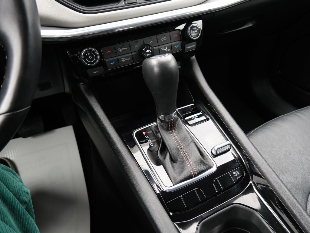 Used 2022 Jeep Compass Limited image 22