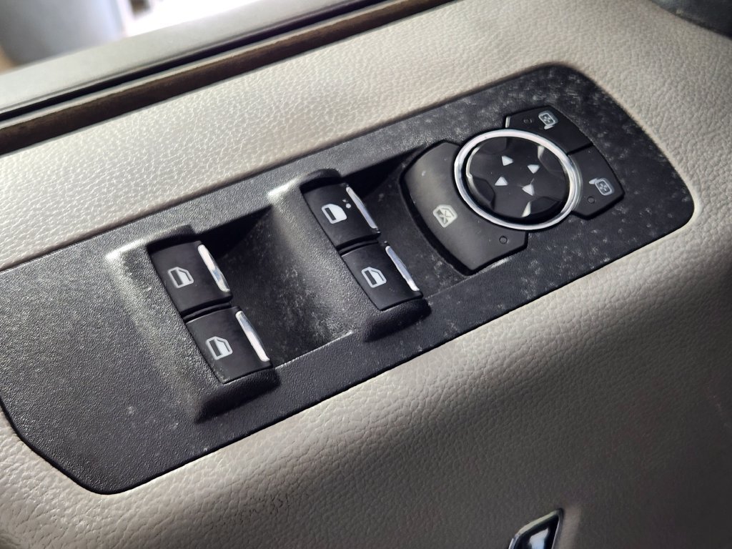 Used 2018 Ford F150 XLT w/ Equipment Group 302A Luxury AWD/4WD image 17