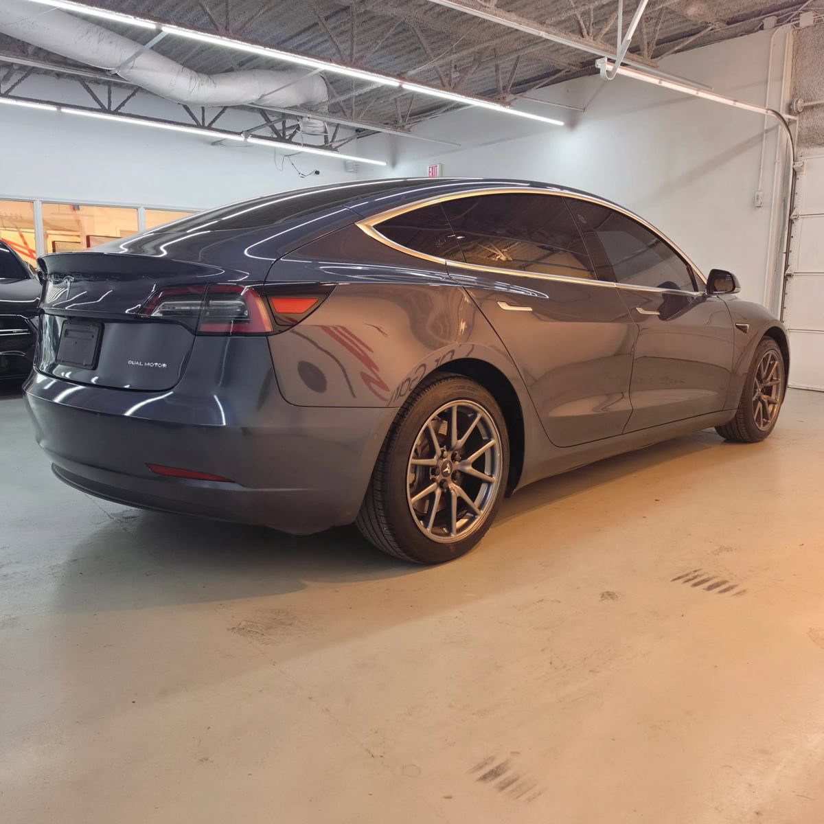 Used 2020 Tesla Model 3 Long Range AWD/4WD image 6