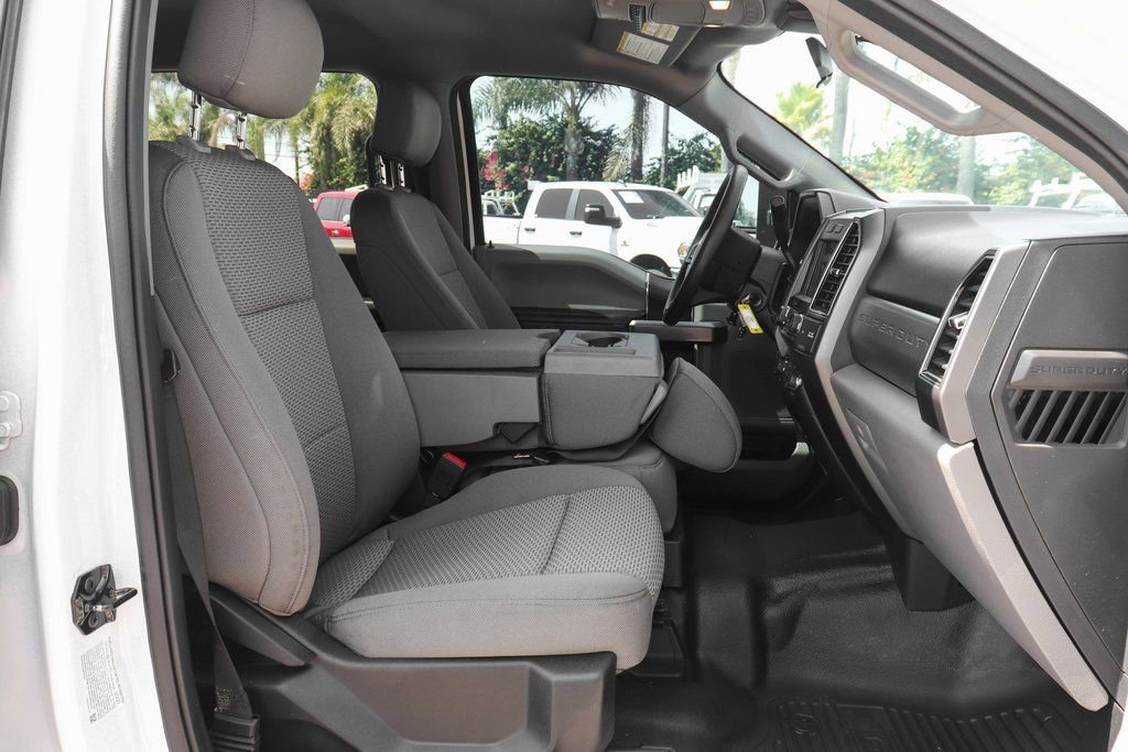 Used 2021 Ford F550 2WD Crew Cab Super Duty image 45