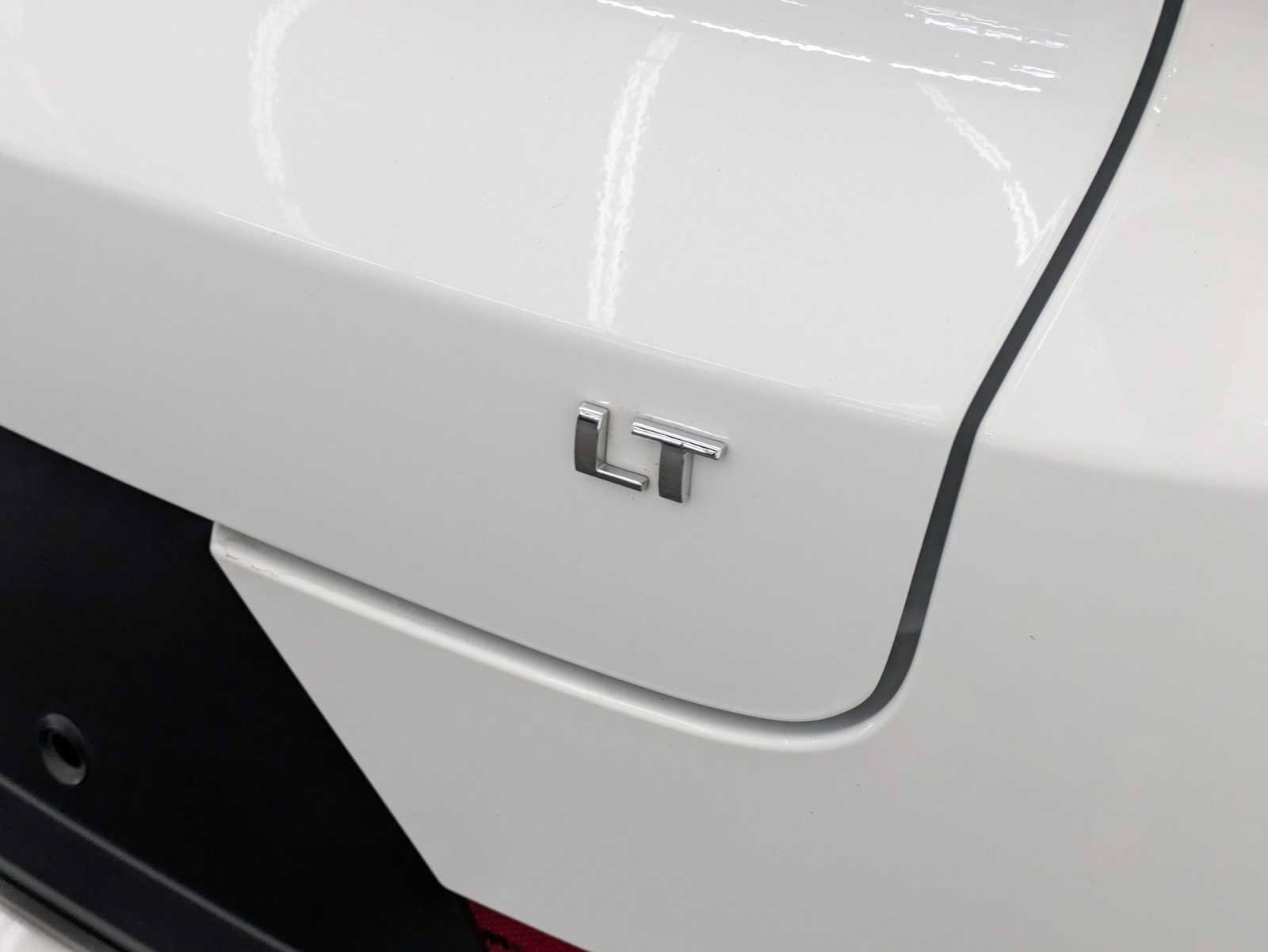 Used 2024 Chevrolet TrailBlazer LT w/ Driver Confidence Package FWD image 11