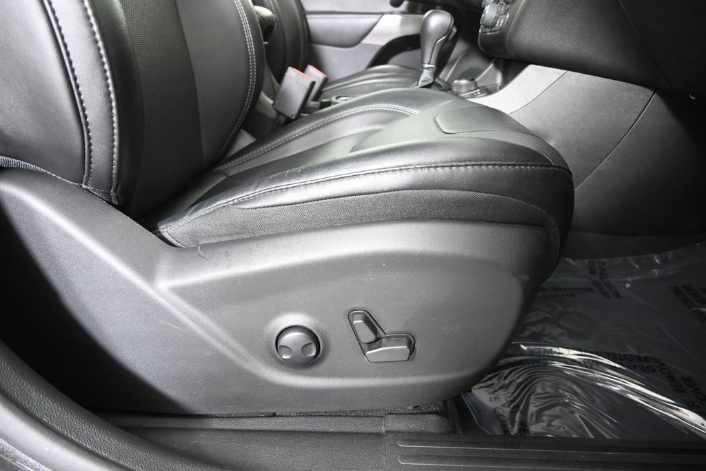 Used 2022 Jeep Cherokee Limited image 14