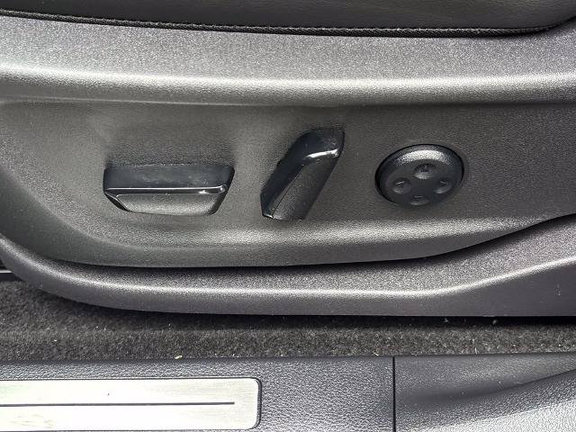 Certified 2024 Nissan Ariya AWD image 17