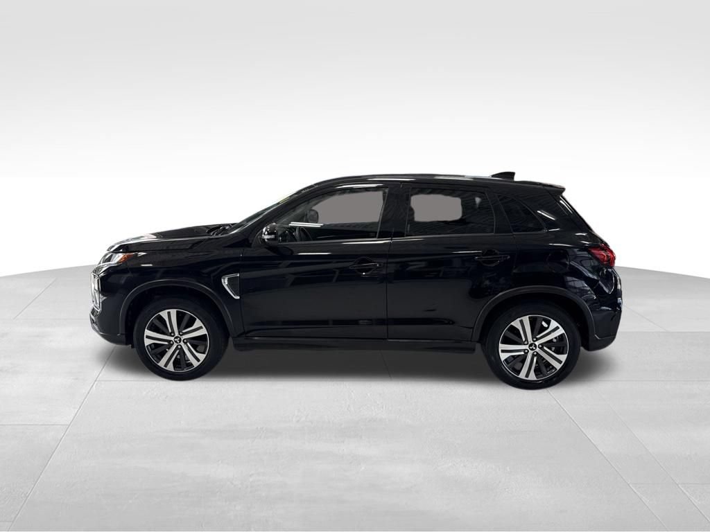 Used 2022 Mitsubishi Outlander Sport SE AWD/4WD image 2