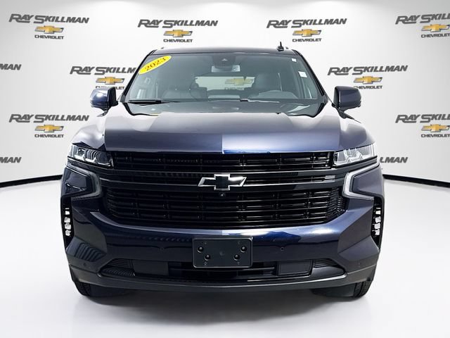 Used 2023 Chevrolet Tahoe RST w/ Luxury Package AWD/4WD image 2