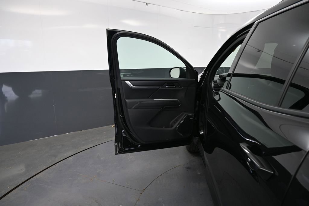 Used 2025 GMC Acadia Elevation FWD image 27