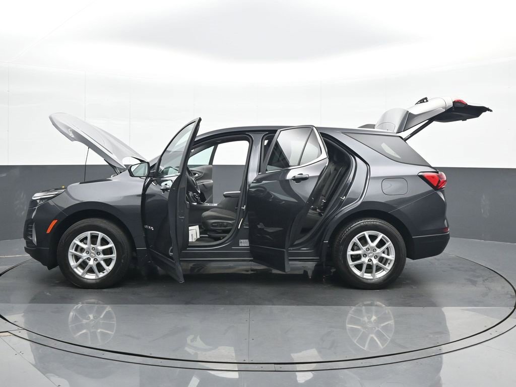 Used 2022 Chevrolet Equinox LT image 28