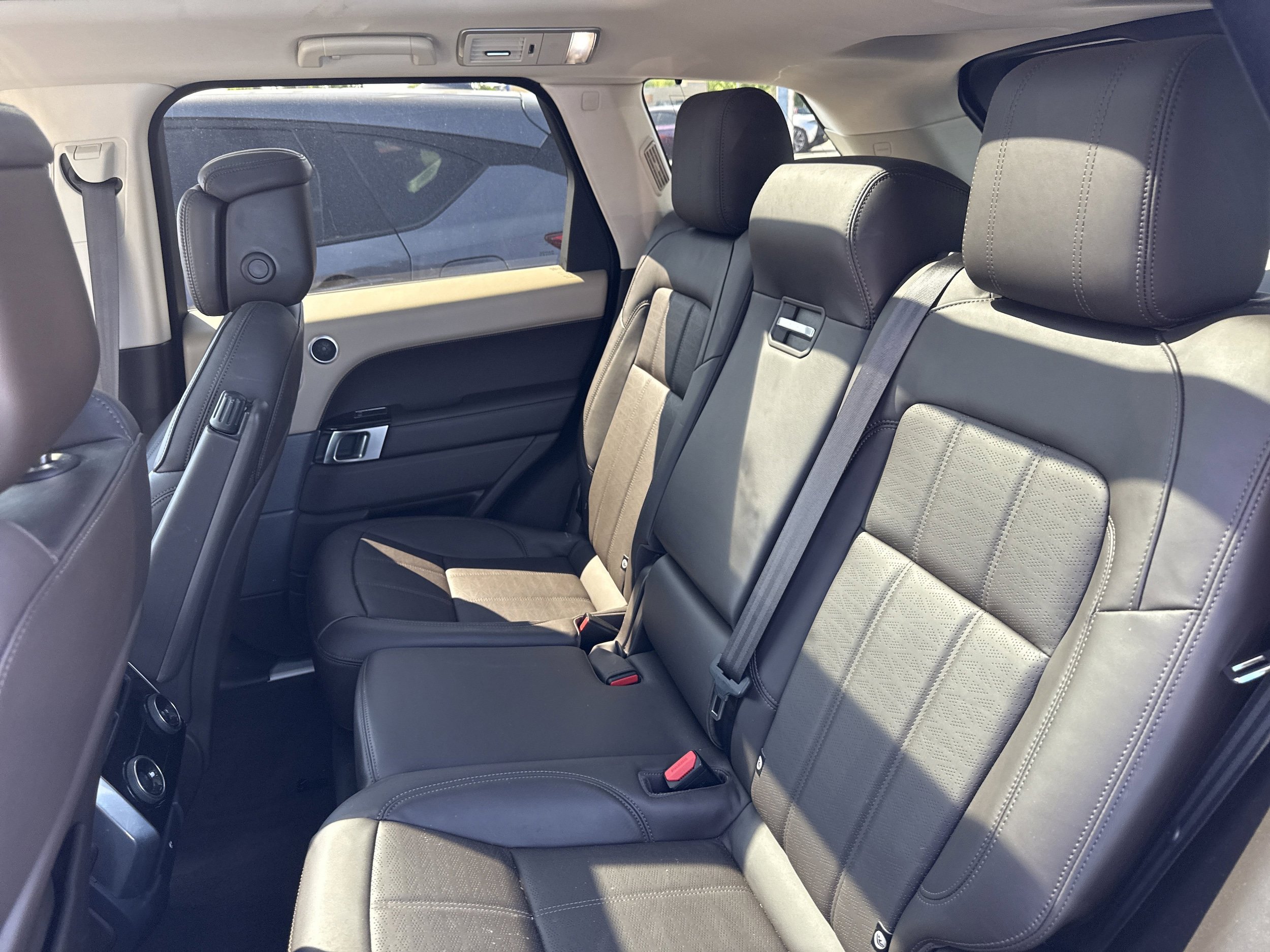 Used 2022 Land Rover Range Rover Sport Autobiography AWD/4WD image 10
