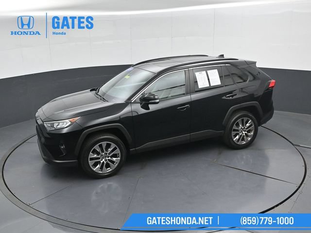 Used 2019 Toyota RAV4 XLE Premium w/ Cold Weather Package AWD/4WD image 50