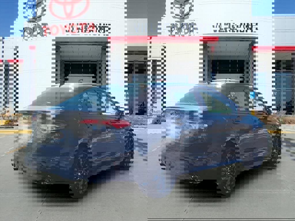 Certified 2026 Toyota Corolla SE image 5