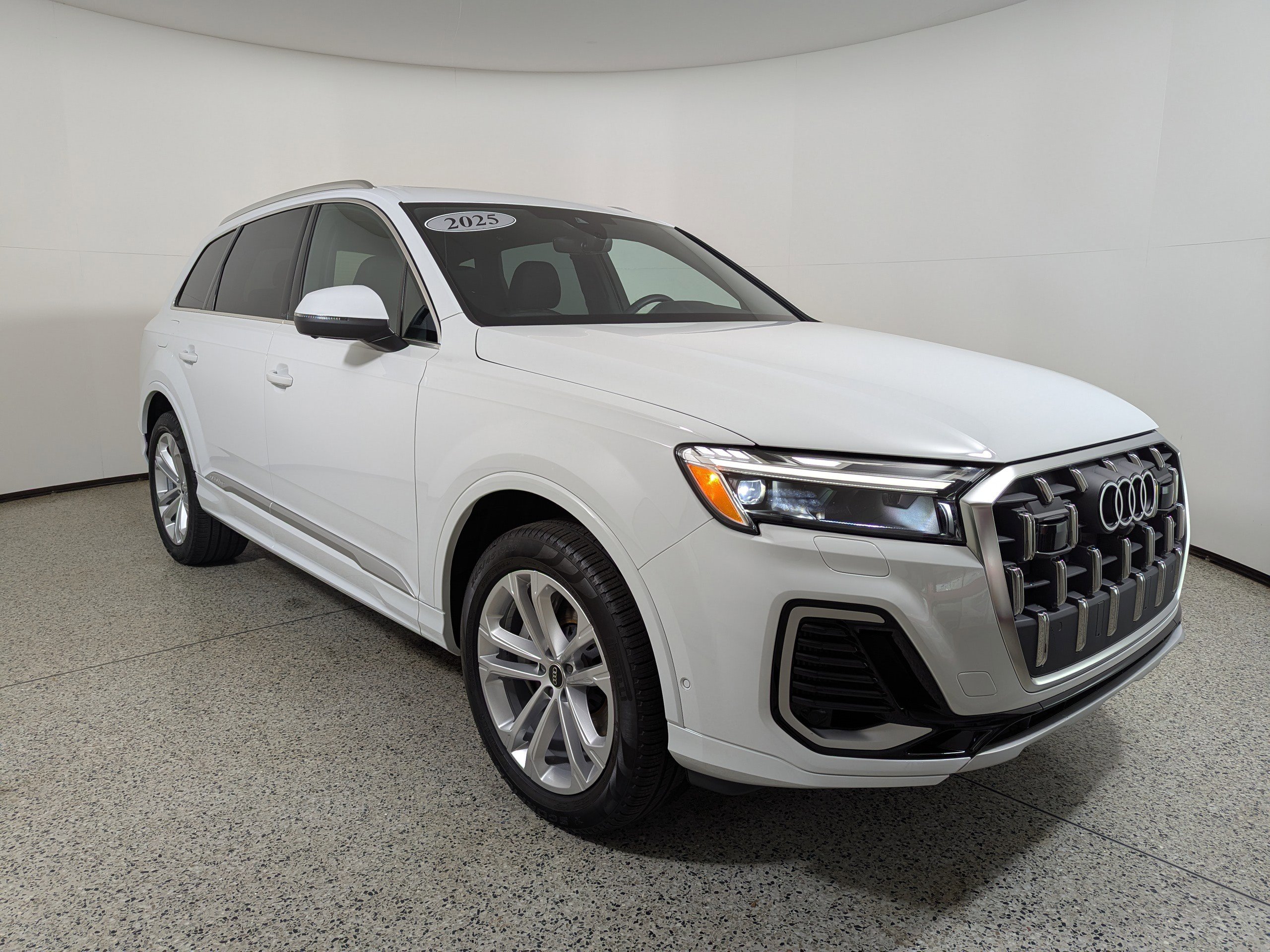 Certified 2025 Audi Q7 3.0T Premium