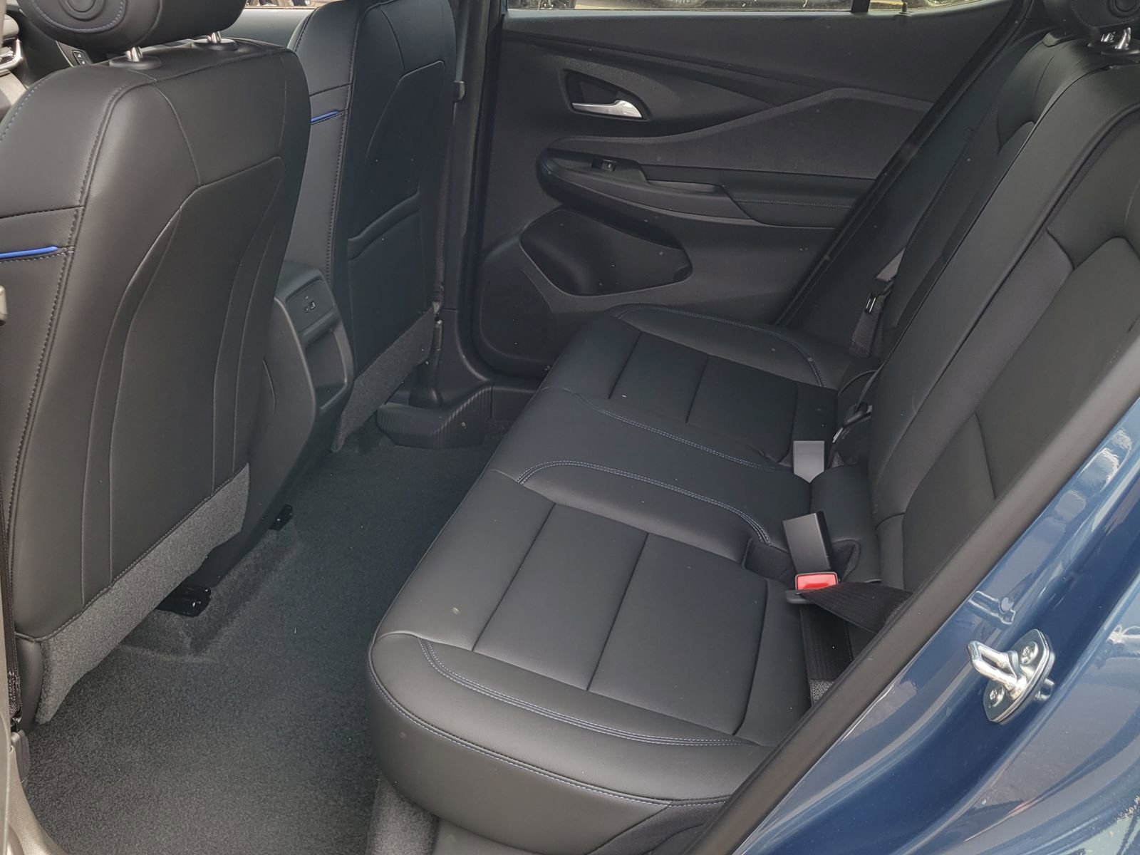 New 2026 Buick Envista Sport Touring w/ Convenience I Package FWD image 6