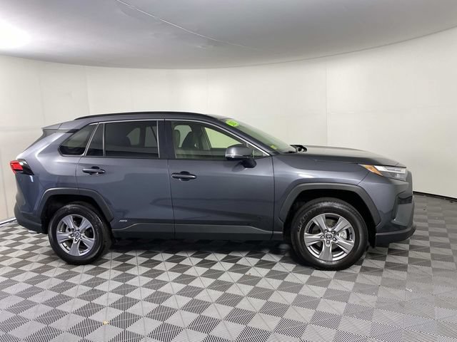 Used 2025 Toyota RAV4 XLE w/ Convenience Package AWD/4WD image 10
