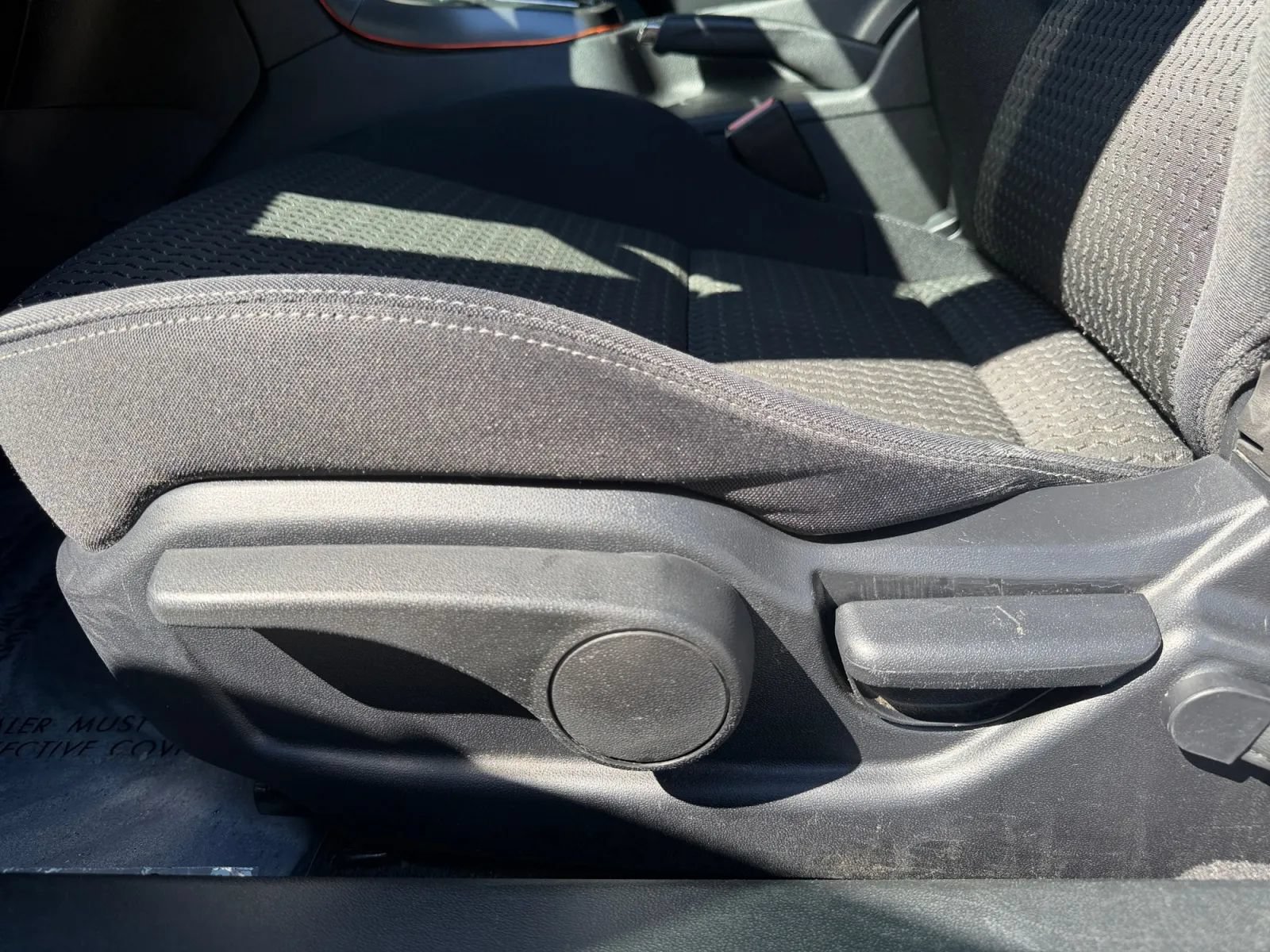 Used 2011 Hyundai Genesis 2.0T RWD image 17