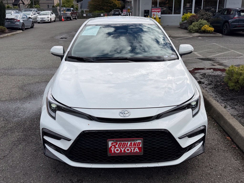 Certified 2026 Toyota Corolla SE w/ SE Premium Package AWD/4WD image 5