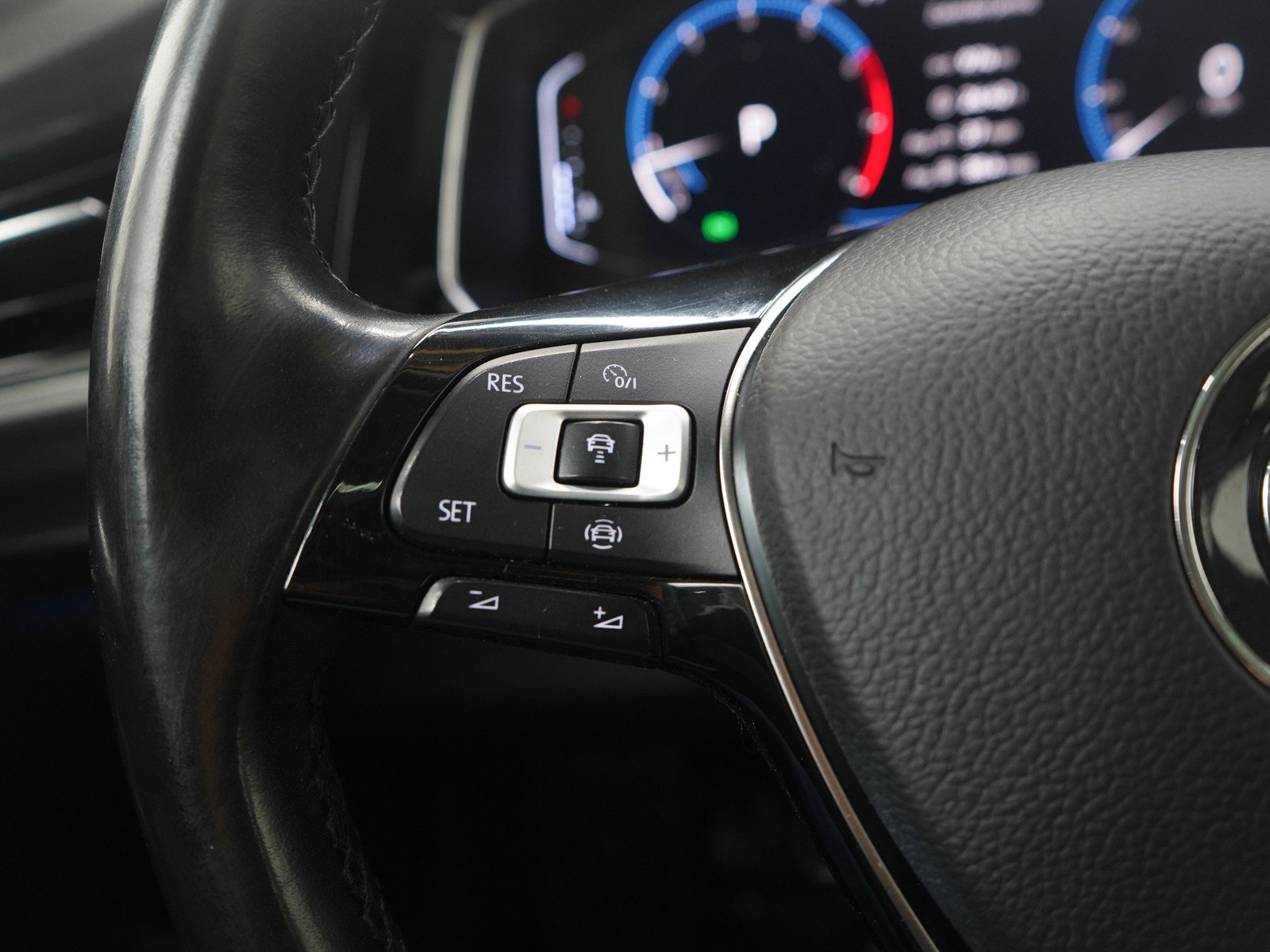 Used 2019 Volkswagen Jetta SEL image 23