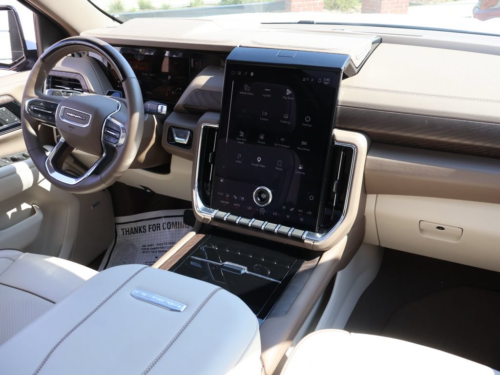 Certified 2026 GMC Yukon Denali w/ Denali Reserve Package AWD/4WD image 12
