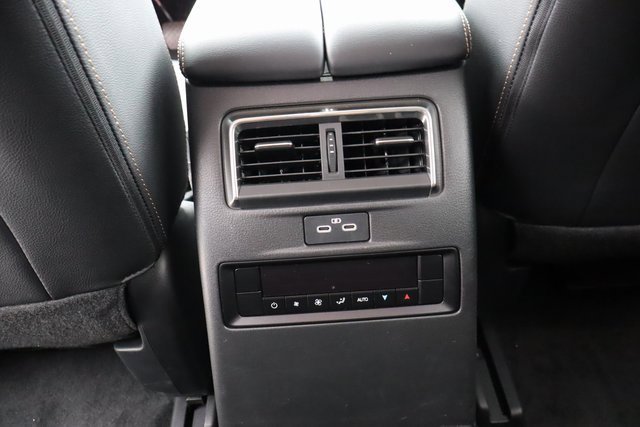 Used 2024 MAZDA CX-90 Plug-In Hybrid w/ Preferred image 16