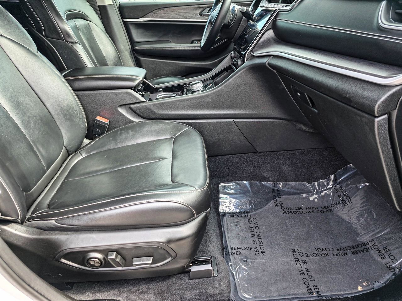 Used 2022 Jeep Grand Cherokee Limited image 42