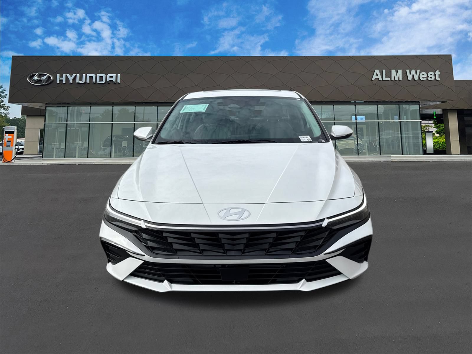 New 2026 Hyundai Elantra Limited FWD image 2