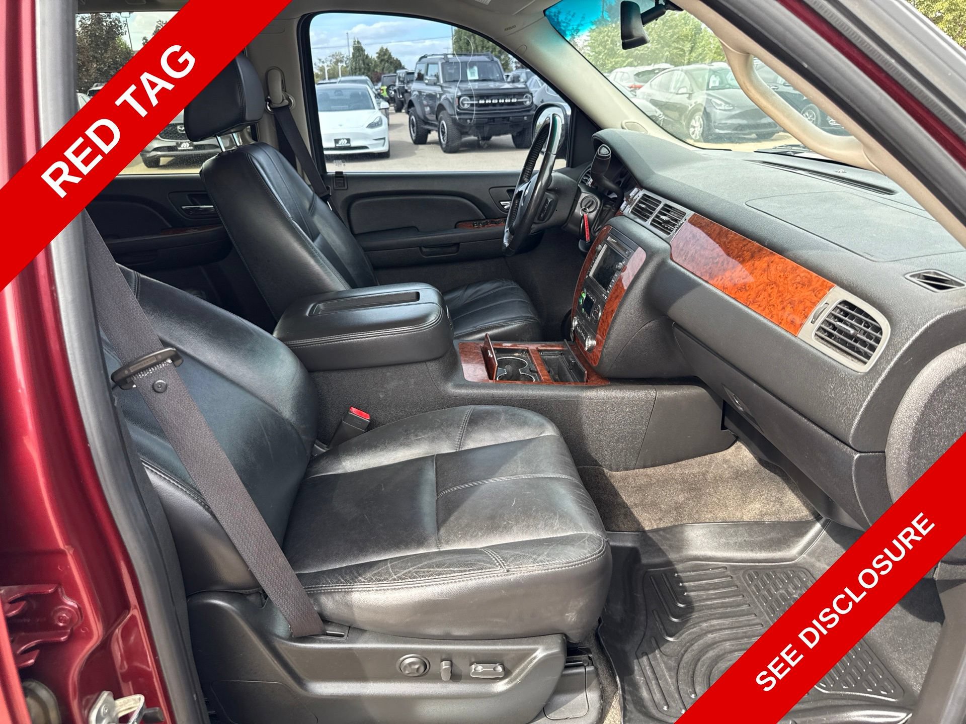 Used 2008 Chevrolet Tahoe LTZ w/ LTZ Preferred Equipment Group AWD/4WD image 12