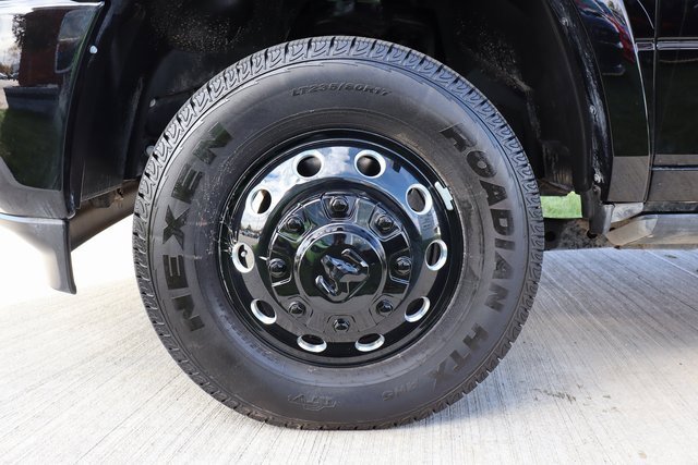 Used 2025 RAM 3500 Limited image 10