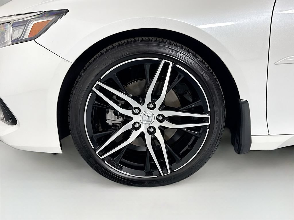 Certified 2022 Honda Accord Touring image 30