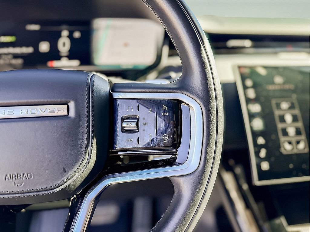 Used 2024 Land Rover Range Rover Sport SE image 22