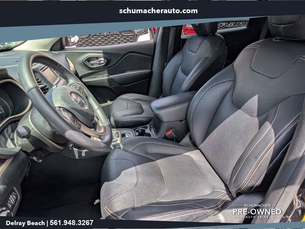 Used 2015 Jeep Cherokee Latitude FWD image 10
