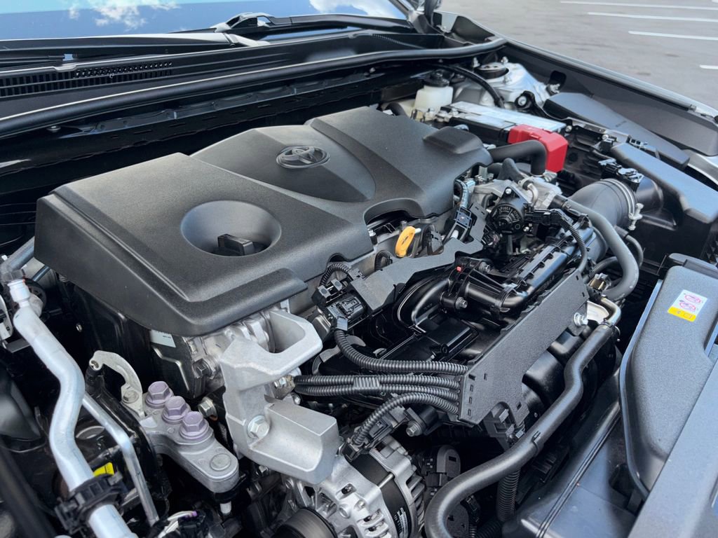 Used 2023 Toyota Camry XSE image 14