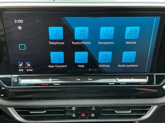 Certified 2024 Volkswagen Atlas Cross Sport SE w/ Panoramic Sunroof Package FWD image 25