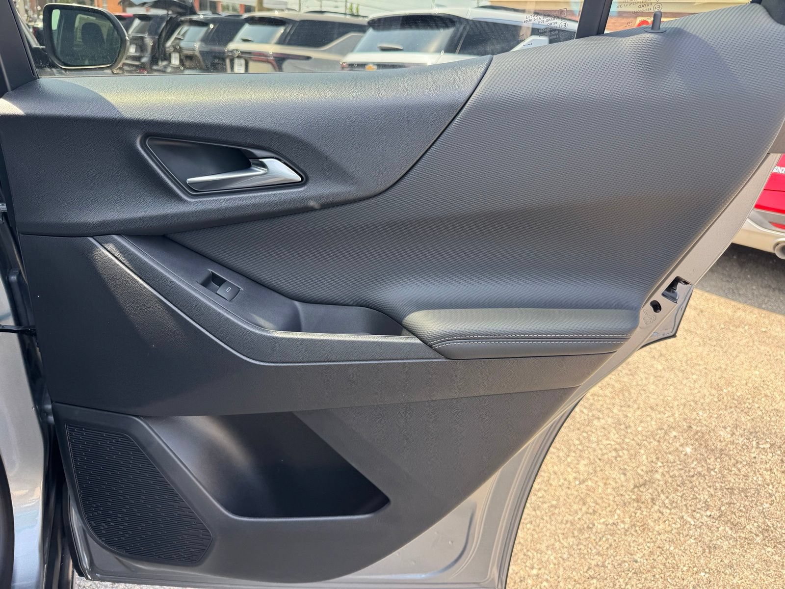 New 2027 Chevrolet Equinox LT AWD/4WD image 29