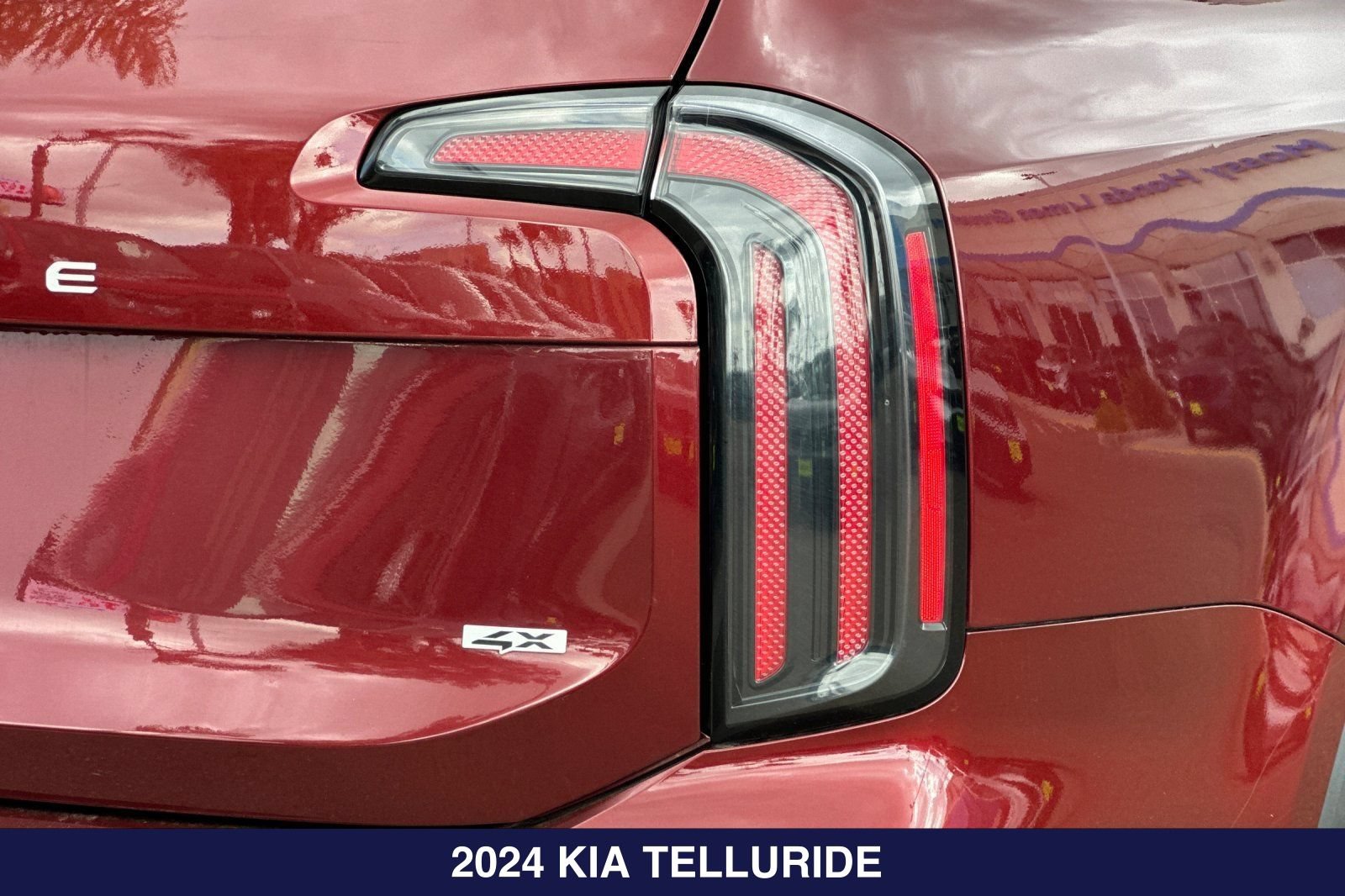 Used 2024 Kia Telluride SX Prestige AWD/4WD image 30
