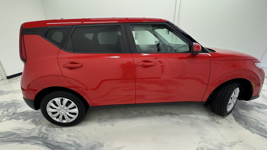 Used 2020 Kia Soul LX FWD image 9