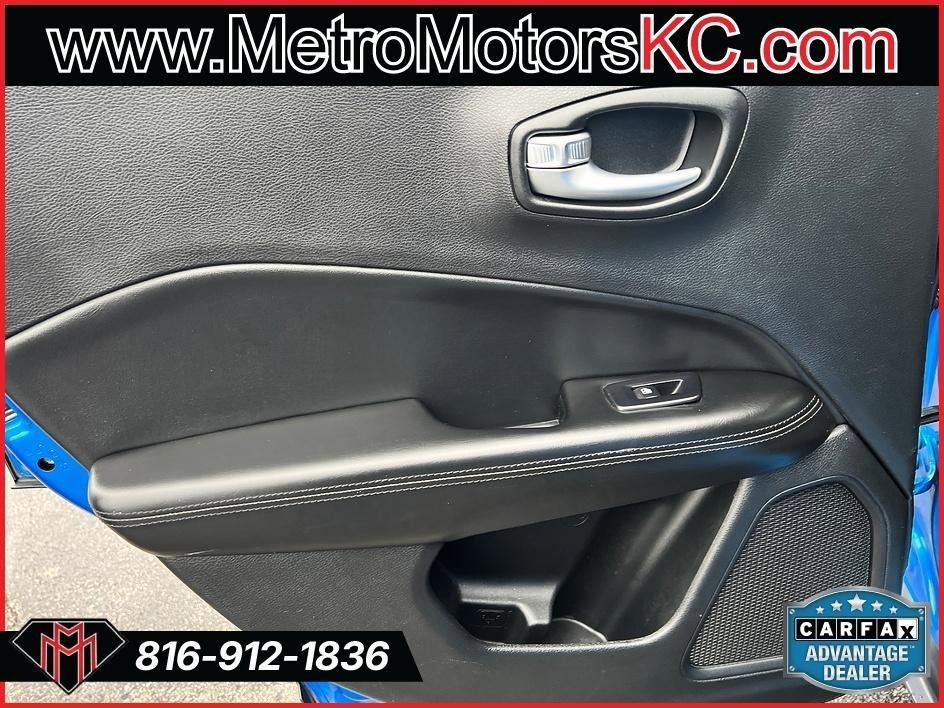 Used 2019 Jeep Compass Latitude image 30