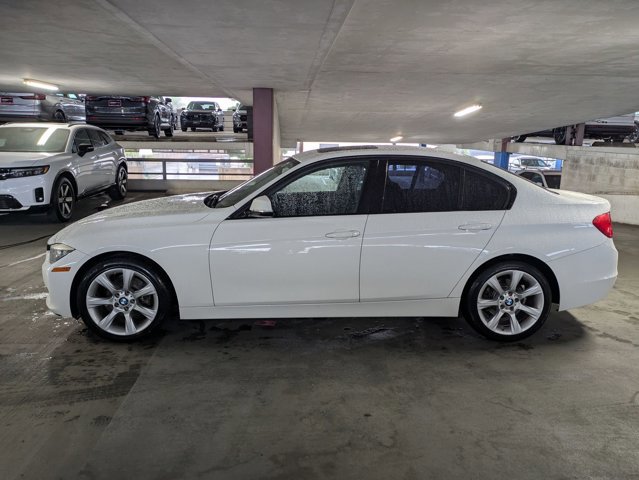 Used 2015 BMW 320i Sedan image 9