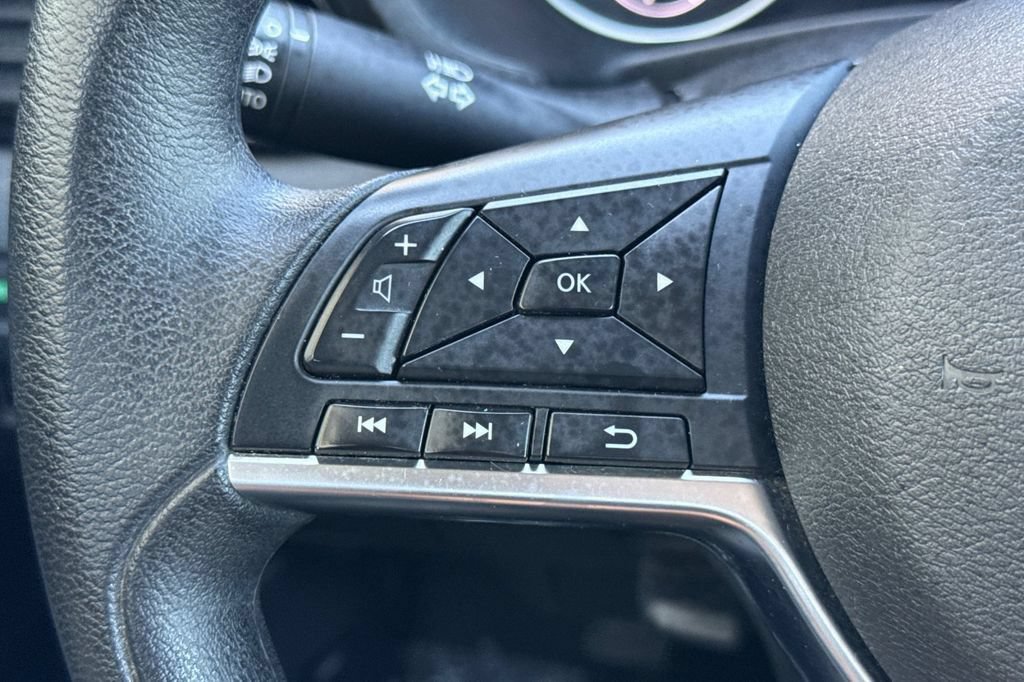 Used 2024 Nissan Sentra SV FWD image 24