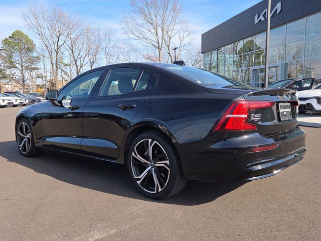 Used 2024 Volvo S60 B5 Plus image 3