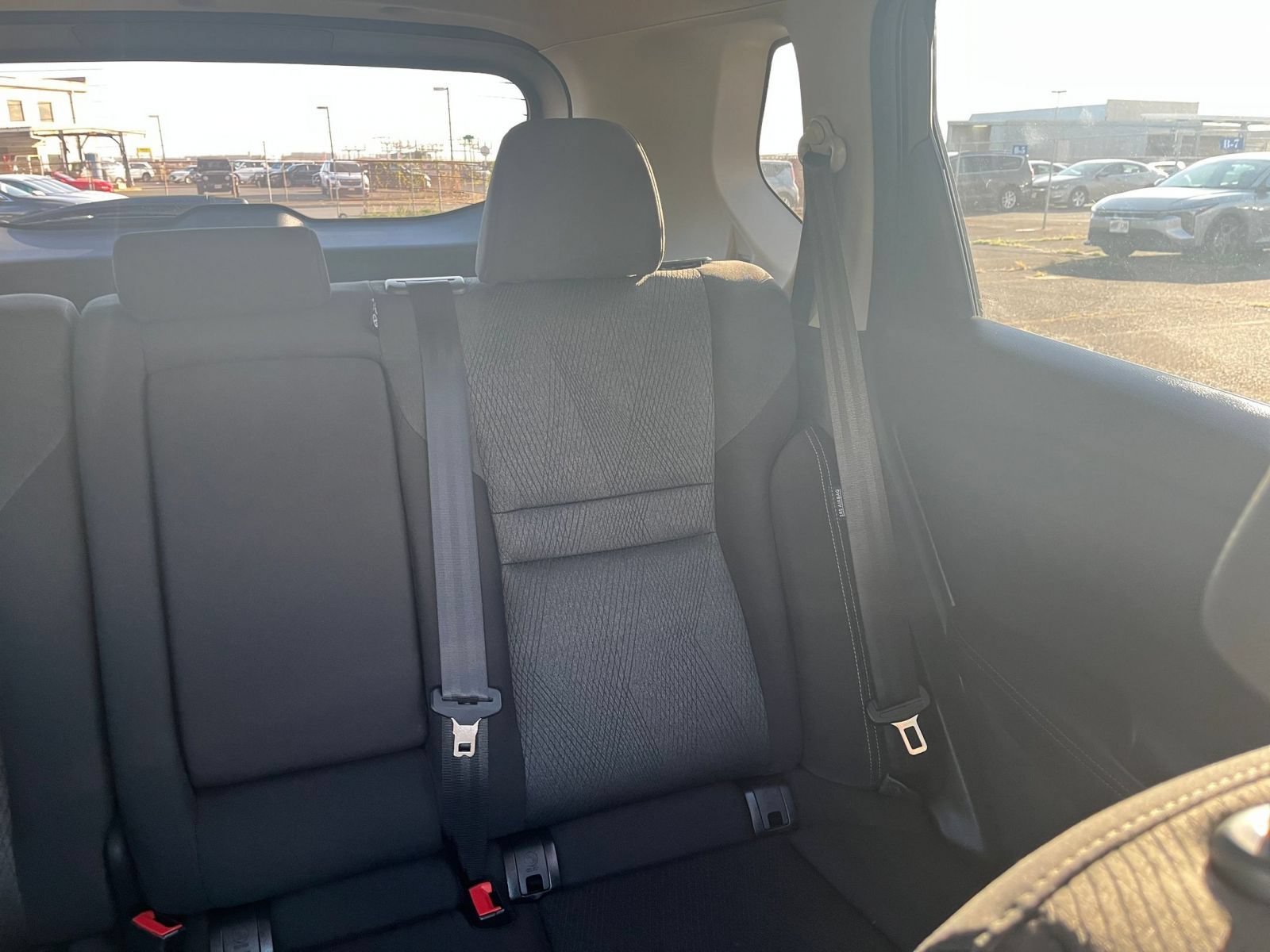 Used 2025 Nissan Rogue SV AWD/4WD image 32