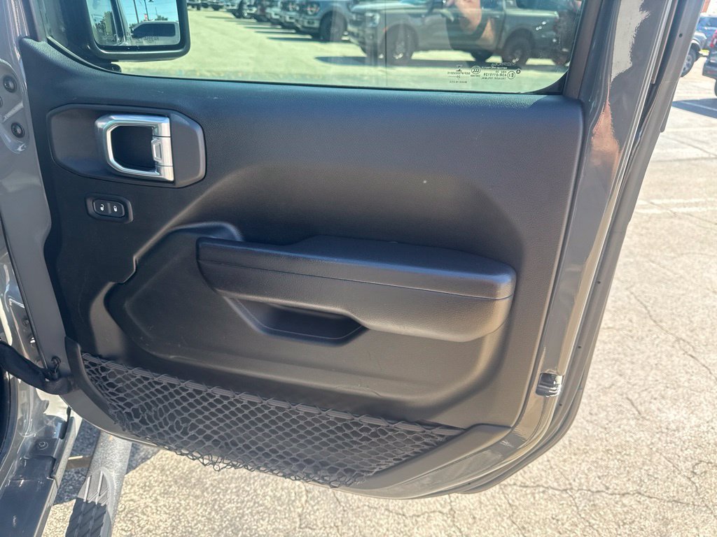 Used 2020 Jeep Wrangler Unlimited Sport S AWD/4WD image 31